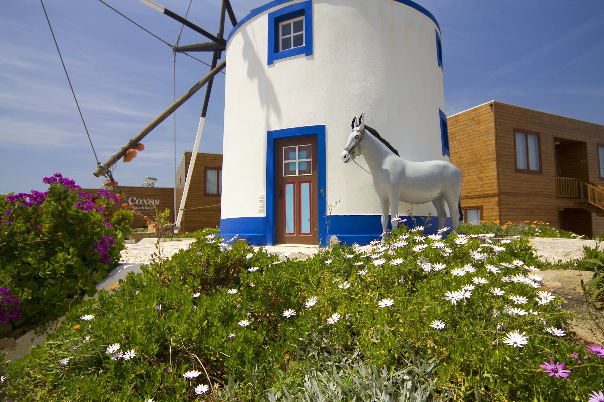 Coxos Beach Lodge มาฟรา ภายนอก รูปภาพ
